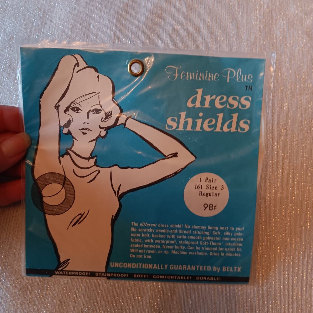 Vintage 1975 Feminine Plus Dress Shields NIP deadstock stain blocker Beltx